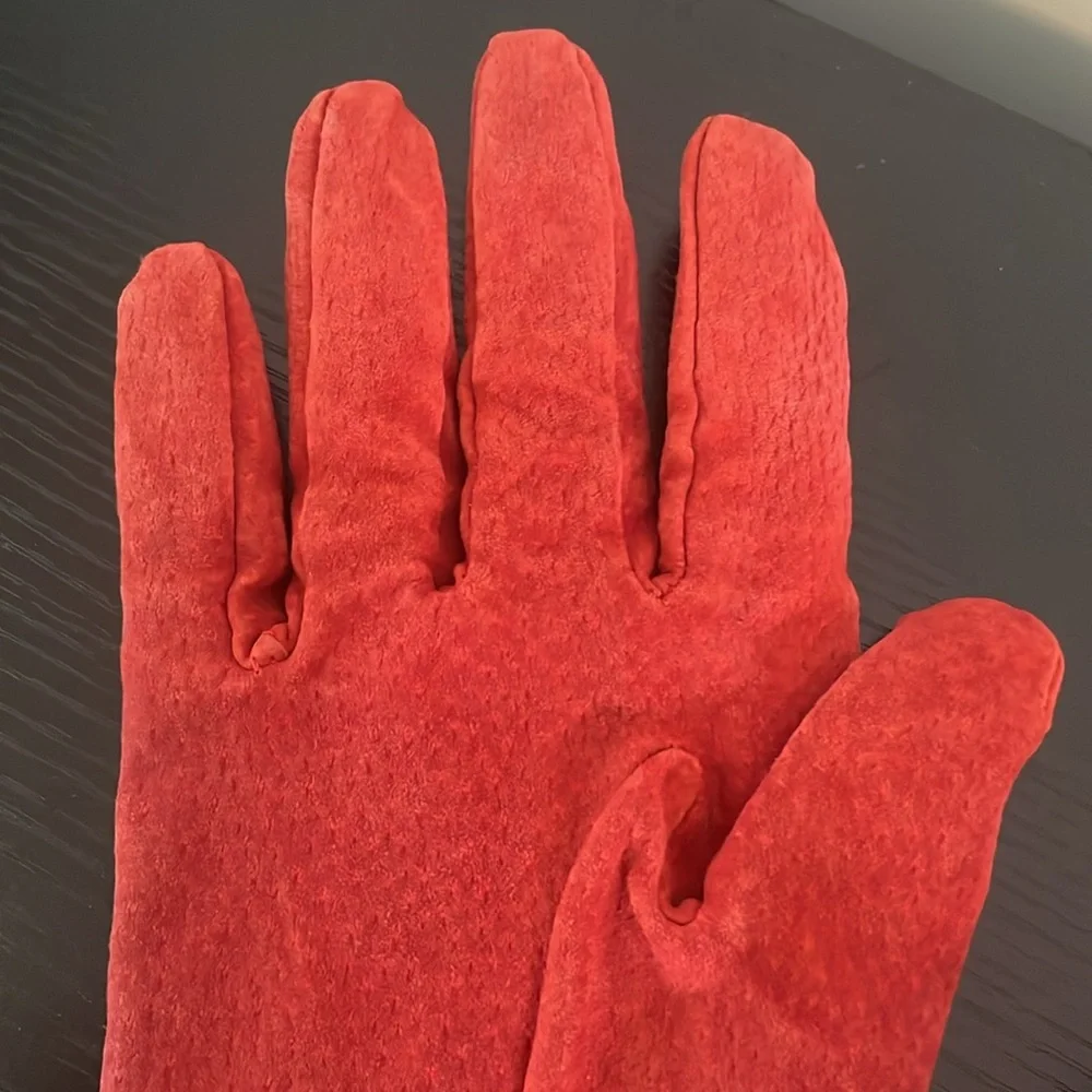 Vintage Red Pig Suede Gloves Women’s OS Classic Old Money Grandmacore Cabincore